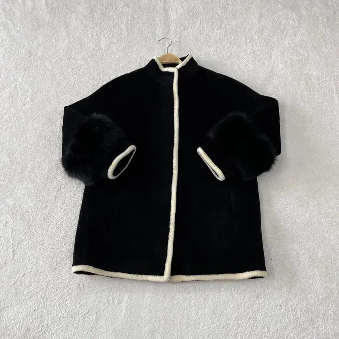 95 까스텔바작 여성 폭스 무스탕자켓 상품이미지1