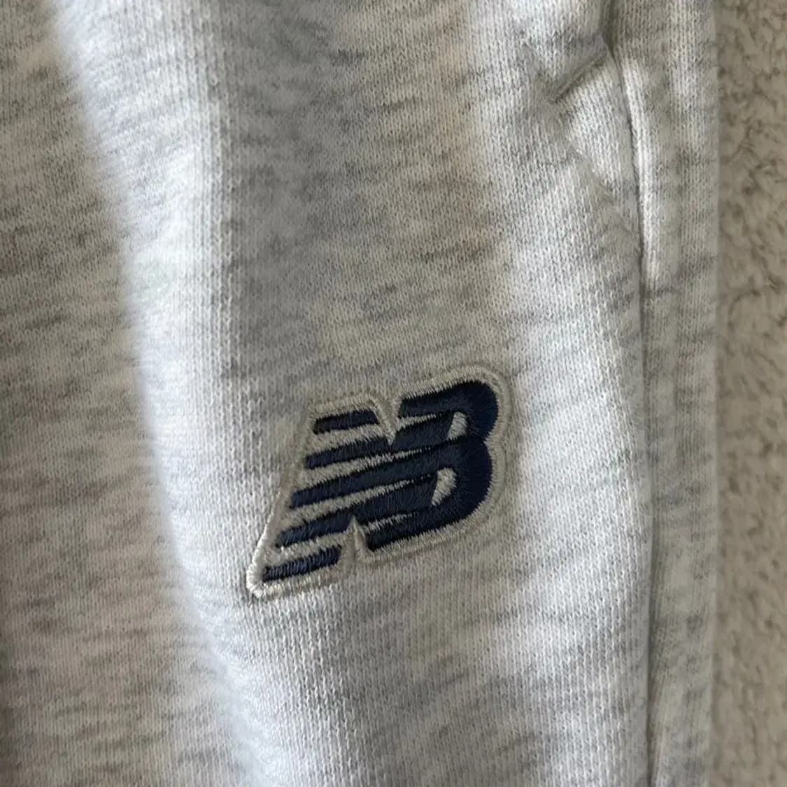 M 뉴발란스 남자 헤더그레이 트레이닝 바지 상품이미지4