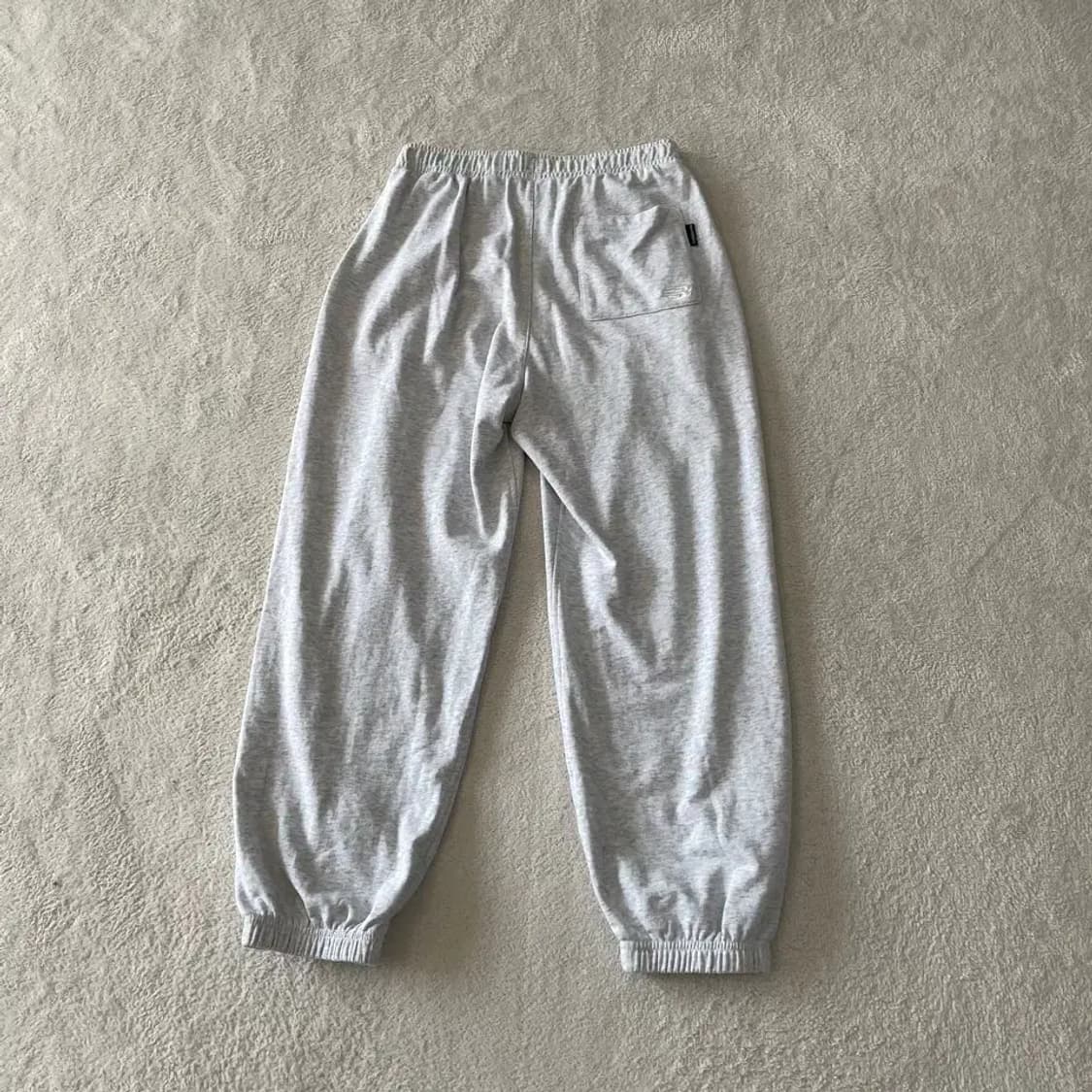 M 뉴발란스 남자 헤더그레이 트레이닝 바지 상품이미지7