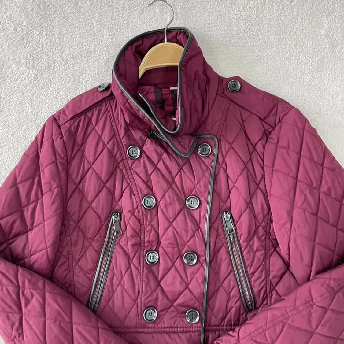XL 버버리 여성 퀼팅 구스패딩 자켓 상품이미지2