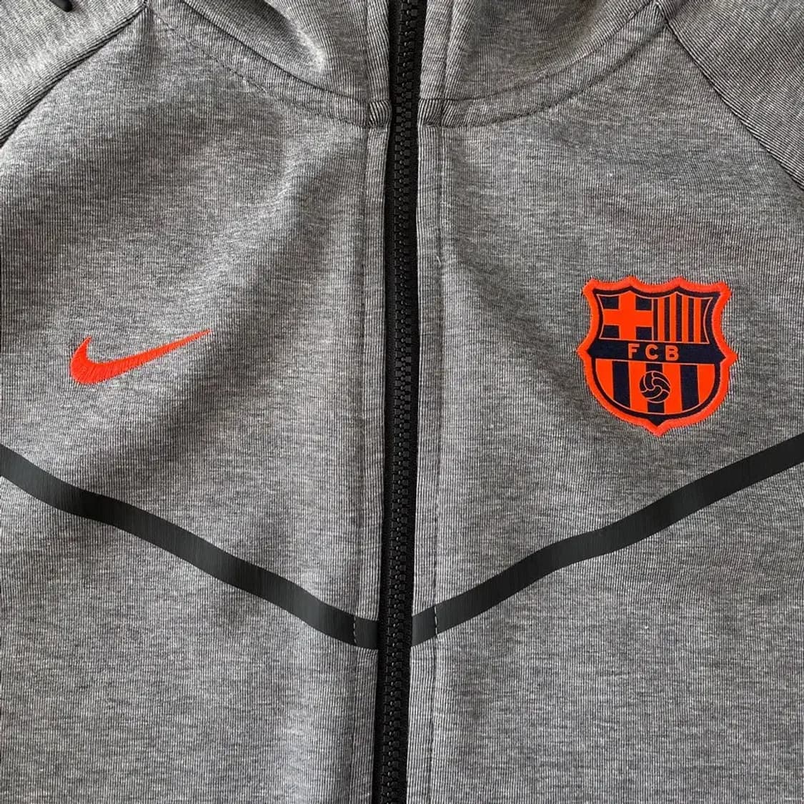 L 나이키 바르셀로나 테크팩 후드자켓 105 상품이미지5