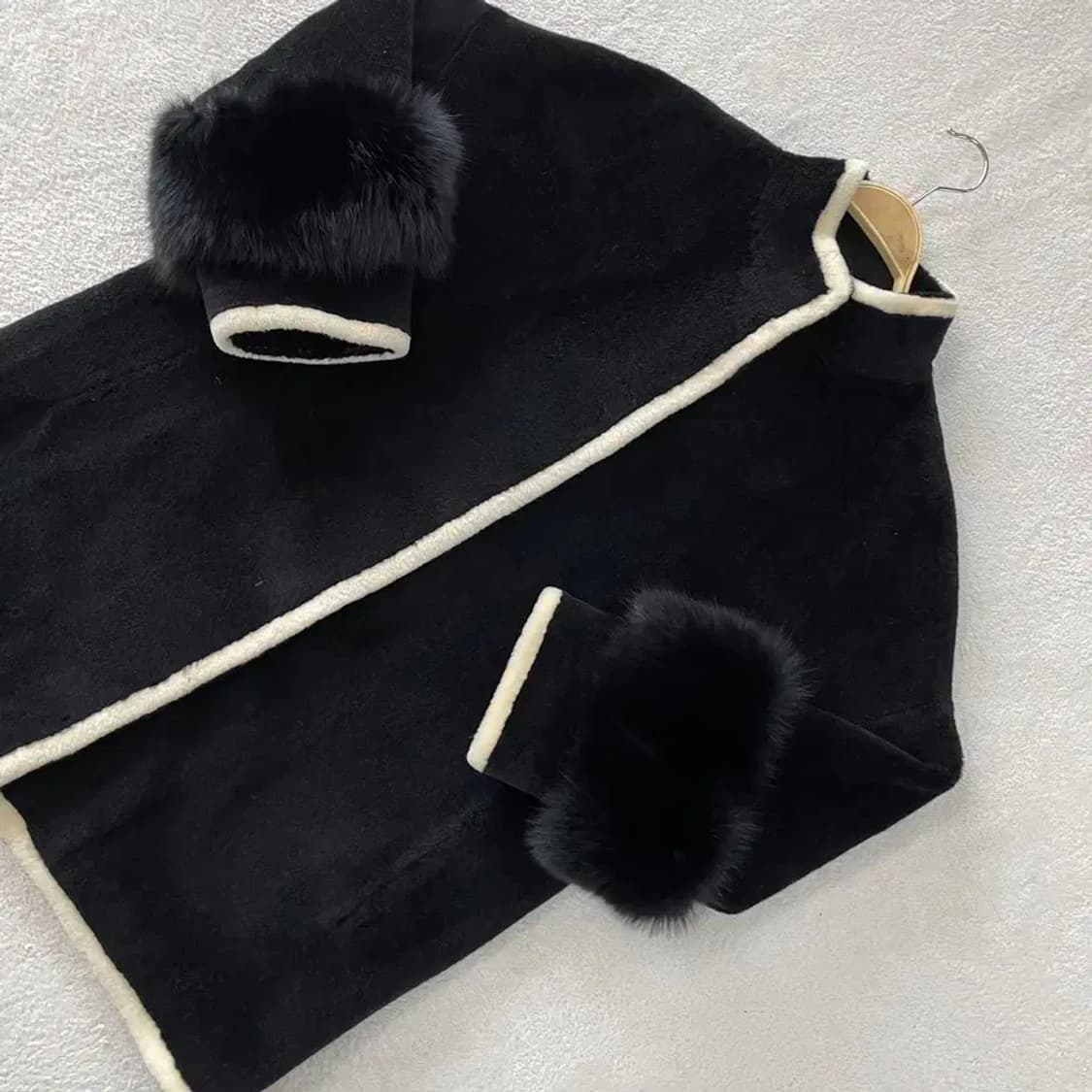 95 까스텔바작 여성 폭스 무스탕자켓 상품이미지3