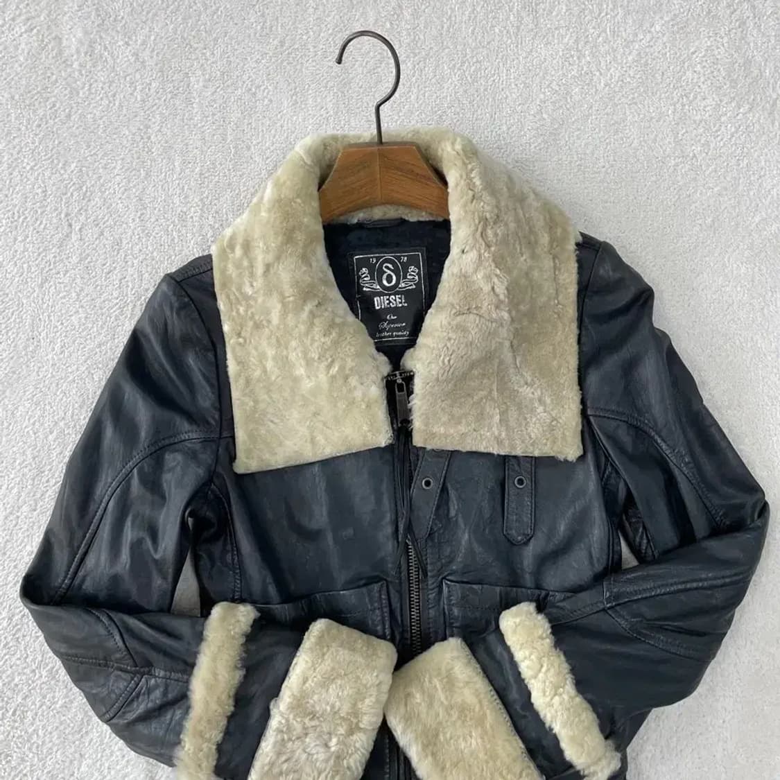 XS 디젤 여성 양가죽 무스탕 시어링 자켓 상품이미지2