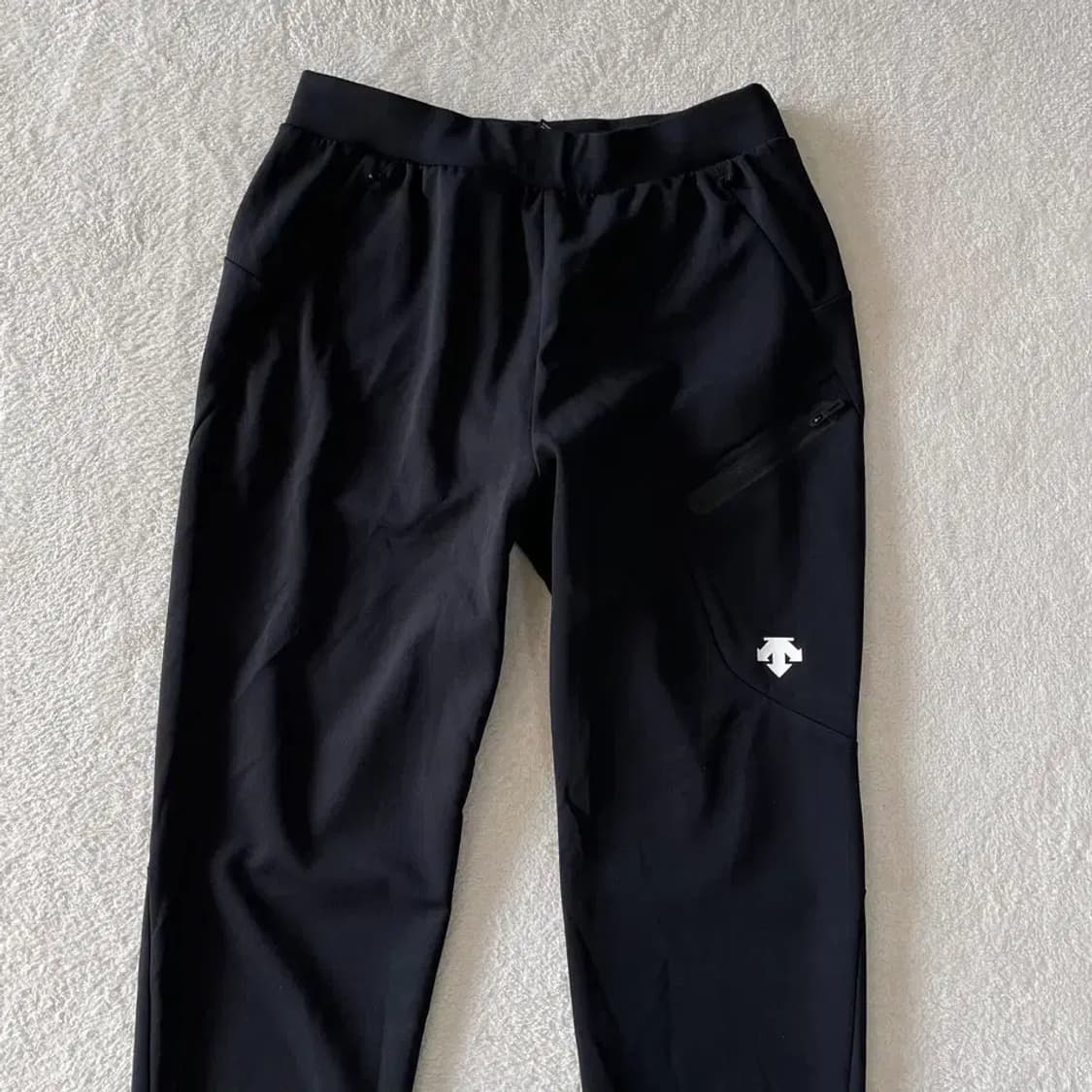 L 데상트 남성 테크 트레이닝 바지 상품이미지2