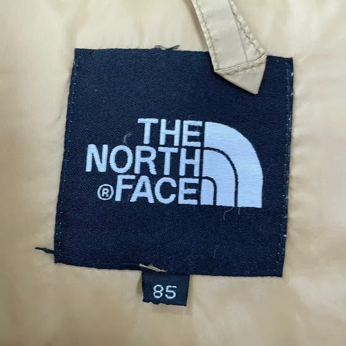 M 노스페이스 여성 한정판 700 메트로 눕시 패딩 상품이미지8