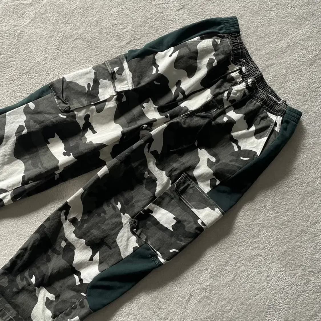 XL 아디다스 리메이크 카모 데님 바지 트레이닝 상품이미지3