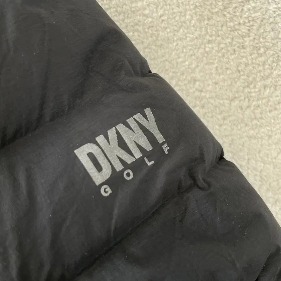 [M] DKNY 골프 여성 구스다운 경량패딩 상품이미지5