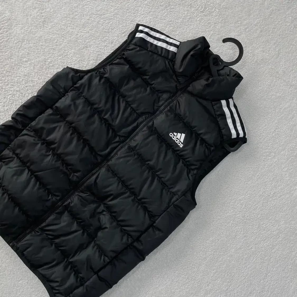 S 아디다스 덕다운 패딩조끼 상품이미지3