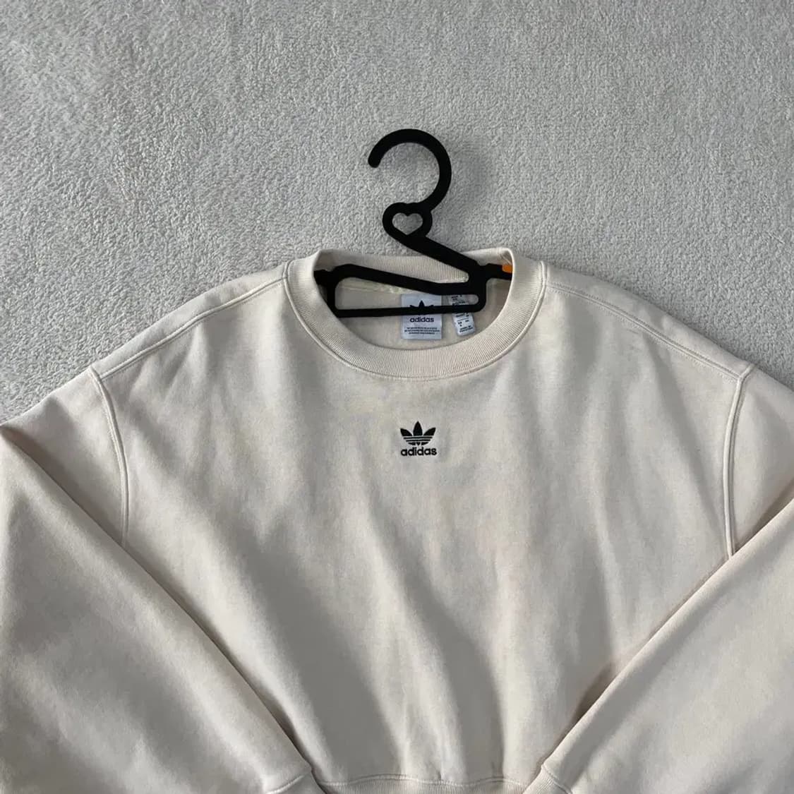 S 아디다스 여성 신형 기모 맨투맨 상품이미지2