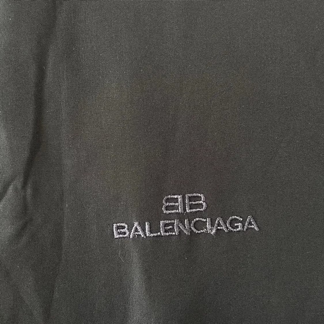 L 발렌시아가 올드스쿨 다운 패딩 자켓 105 입생로랑 상품이미지4