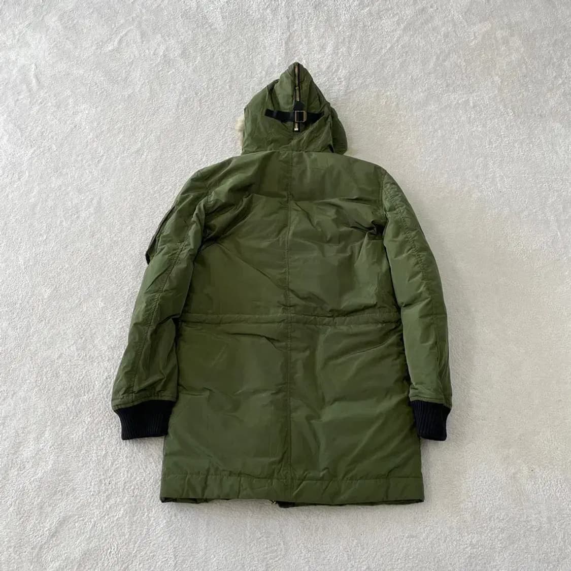 디스퀘어드2 코요테퍼 금장 다운 야상패딩 남성 95 상품이미지6