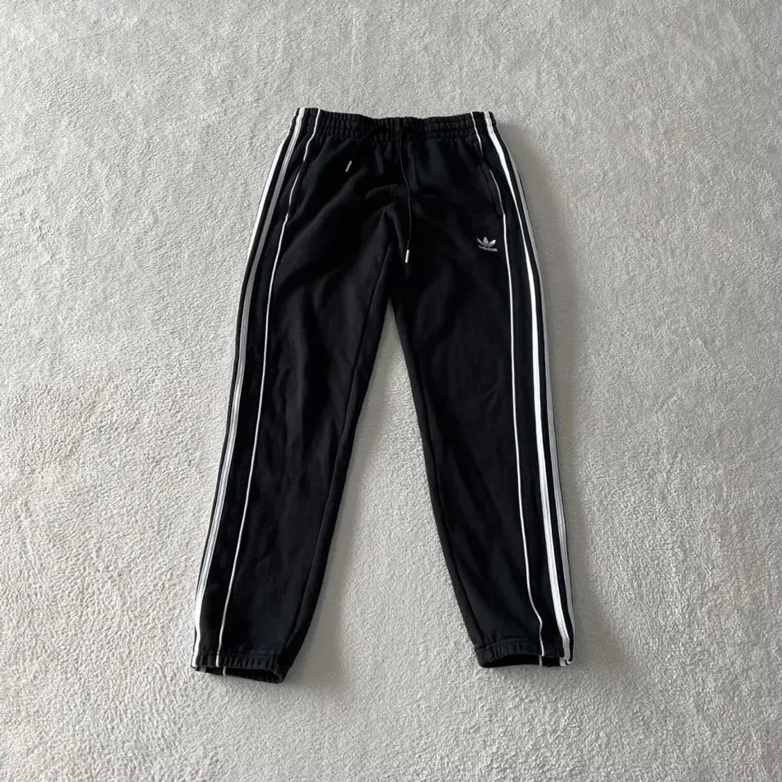 M 아디다스 에센셜 가을겨울 트레이닝 바지 상품이미지1