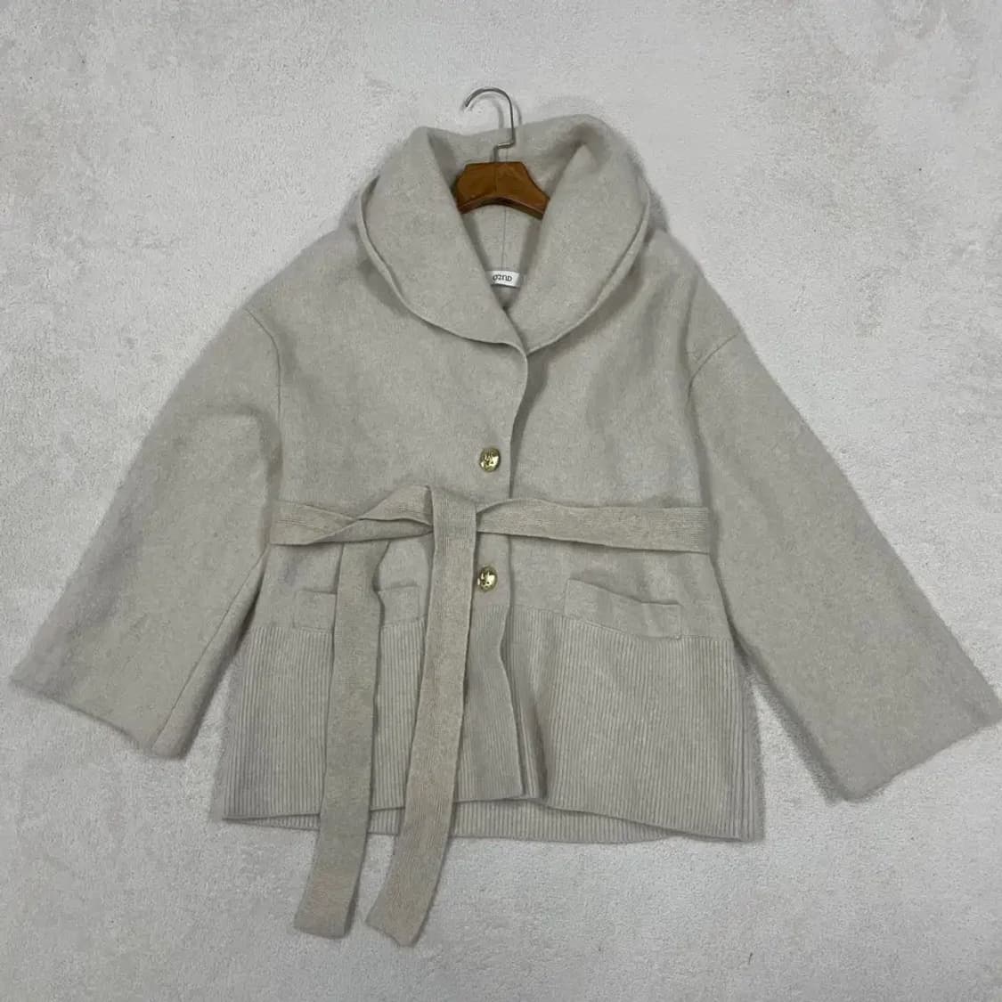 오즈세컨 2023 울 라쿤 가디건 상품이미지1