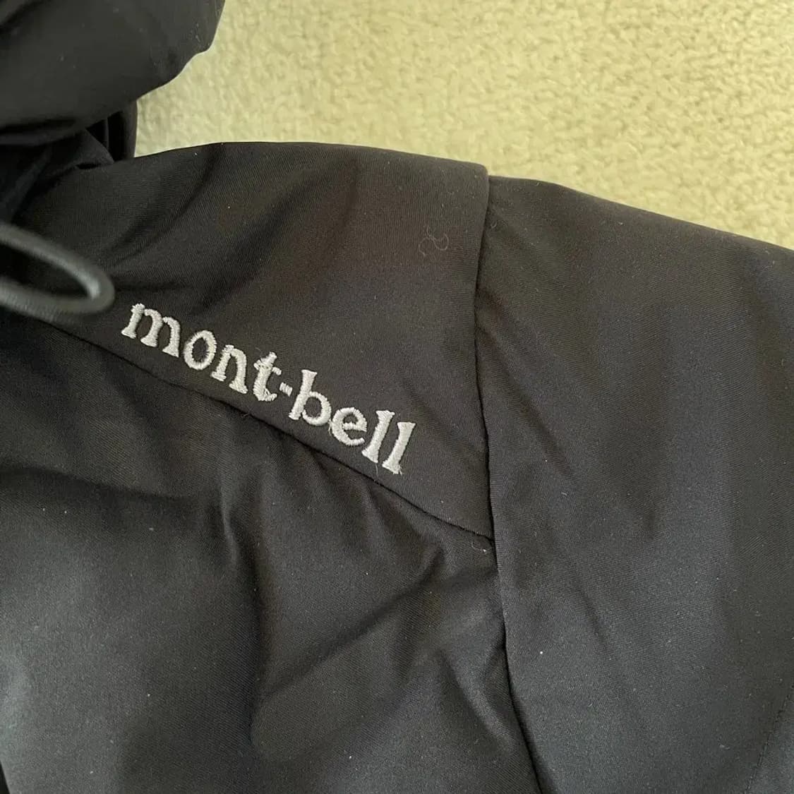 95 몽벨 여성 신형 패딩 M 상품이미지5