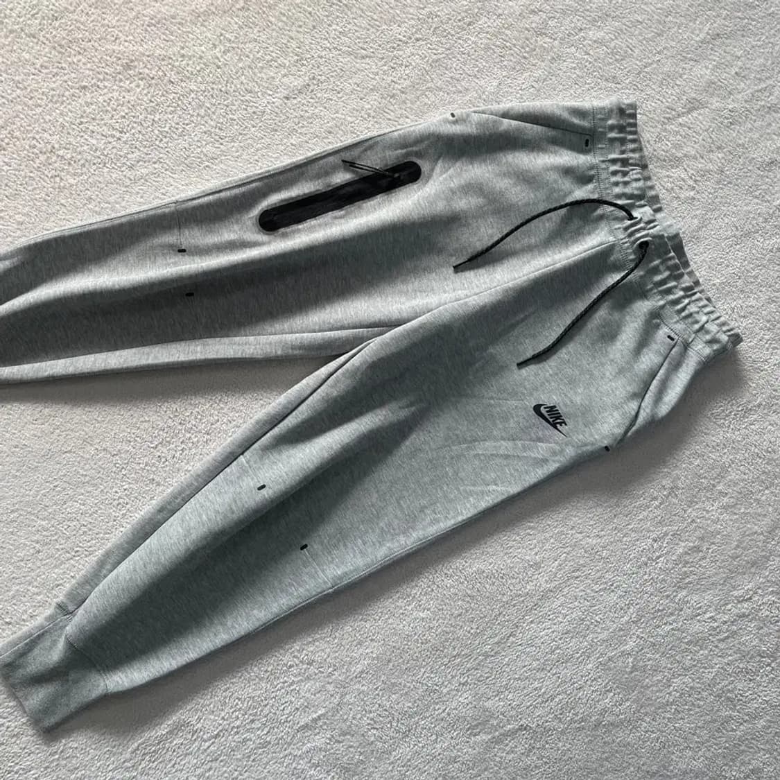 나이키 여성 테크팩 바지 M 상품이미지3