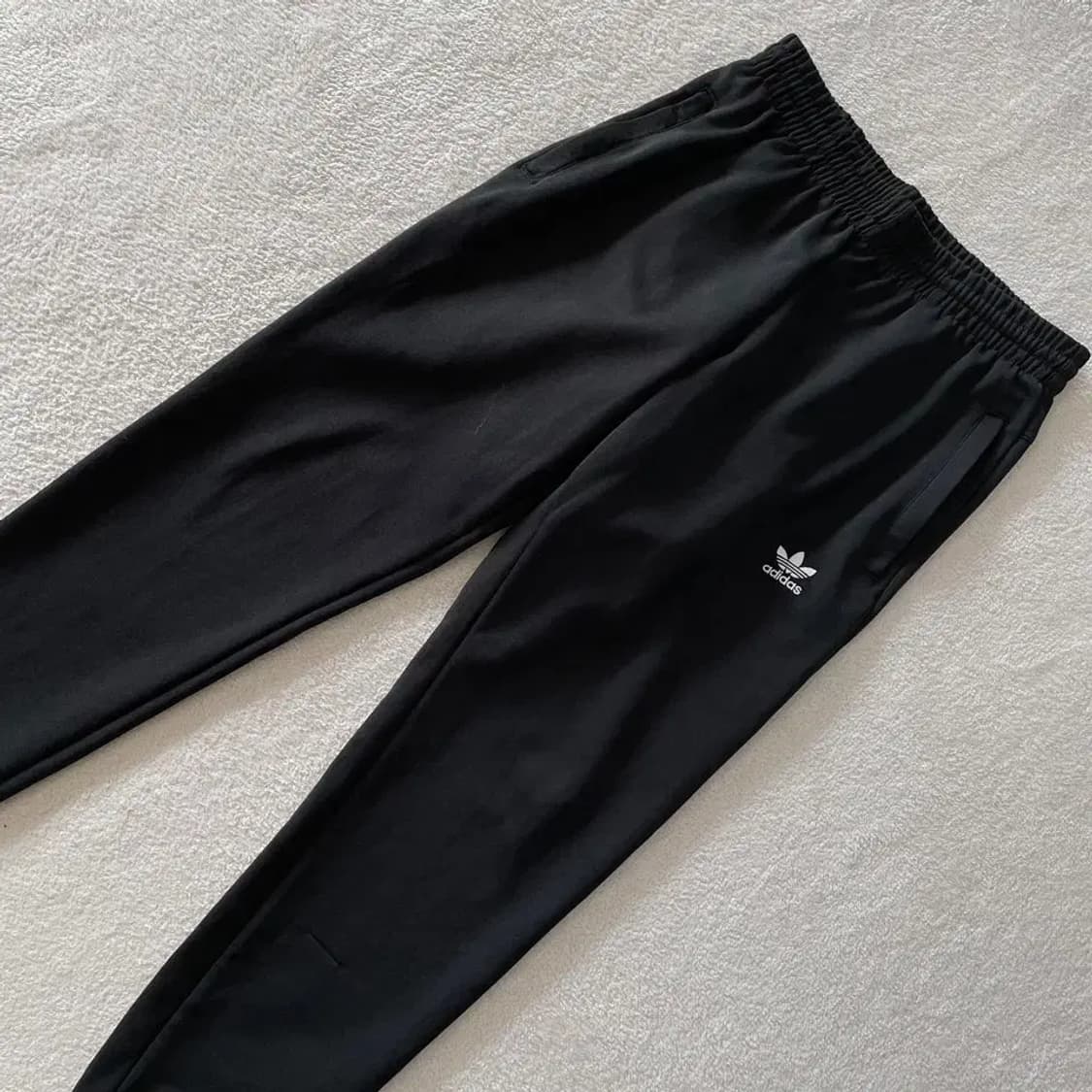 L 아디다스 에센셜 트레이닝 바지 상품이미지3