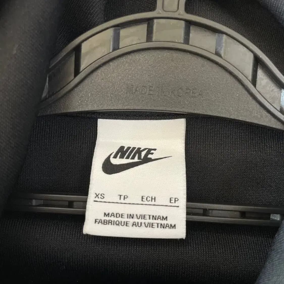 나이키 23SS 오버사이즈 크롭 트랙 자켓 상품이미지6