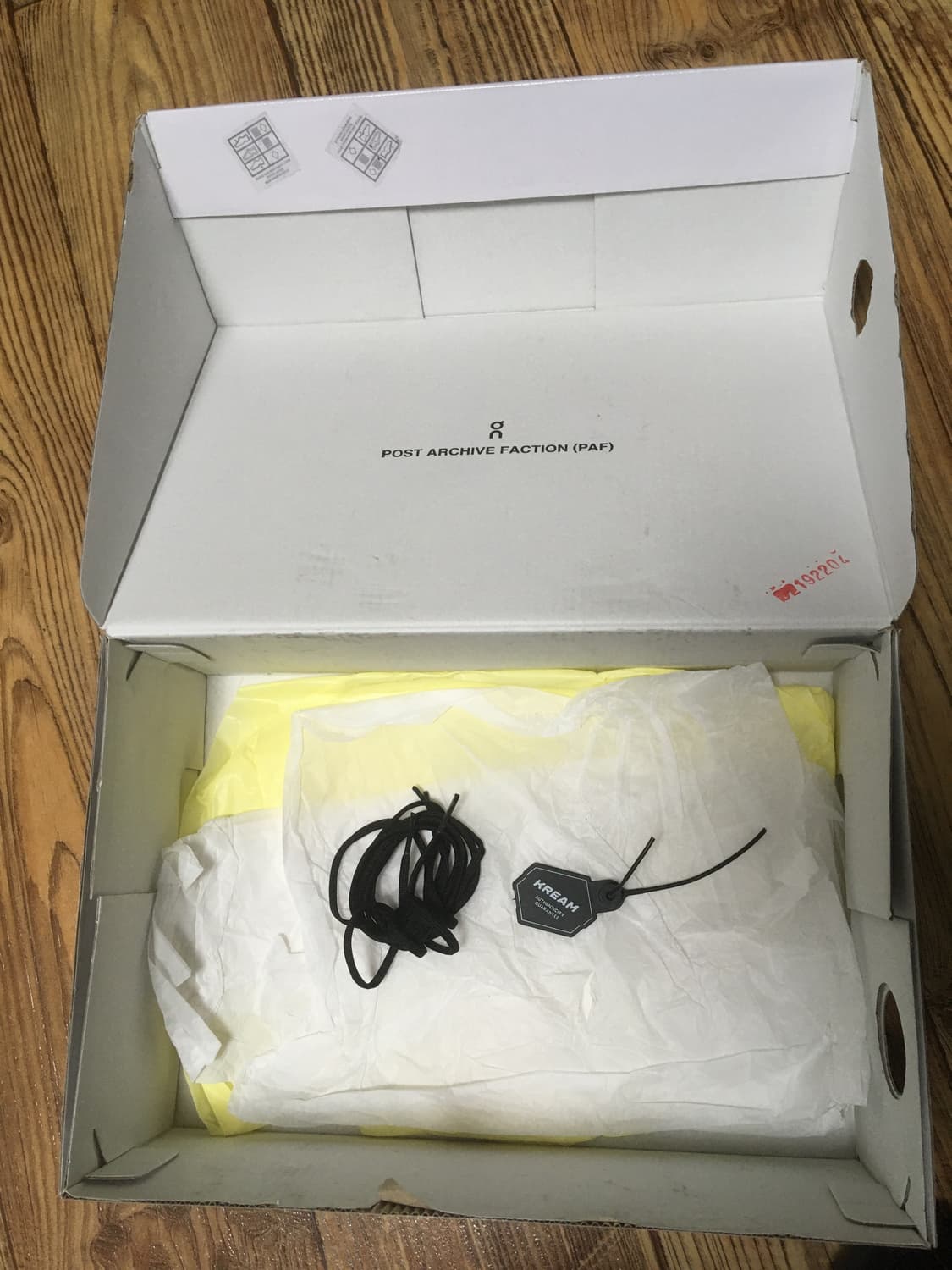 온러닝 파프 클라우드벤처 블랙 판매합니다 상품이미지9