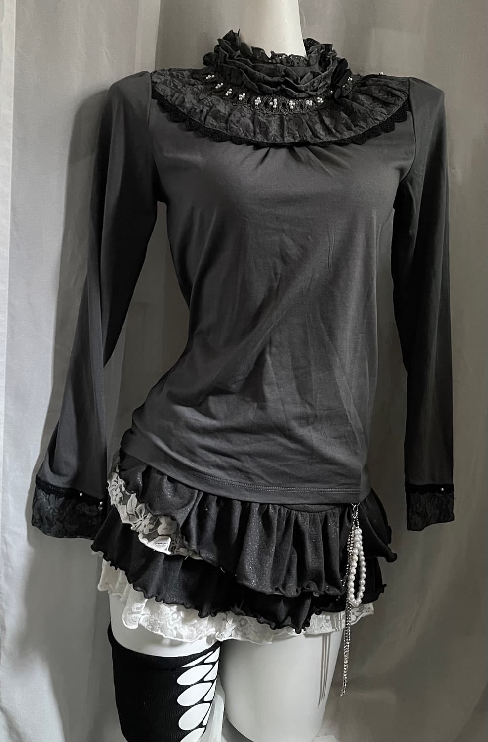 Axes femme top 엑시즈팜 비즈 하이넥 상품이미지3