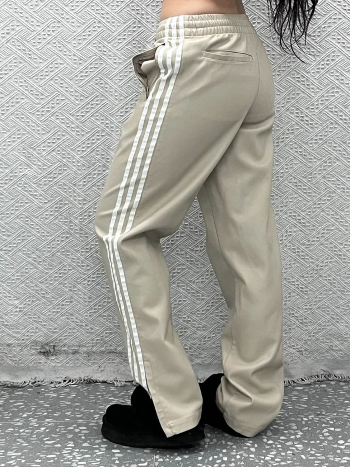 아디다스 스트릿 캐주얼 레더 가죽 삼선 밴딩 트랙팬츠 XS C10760 상품이미지2