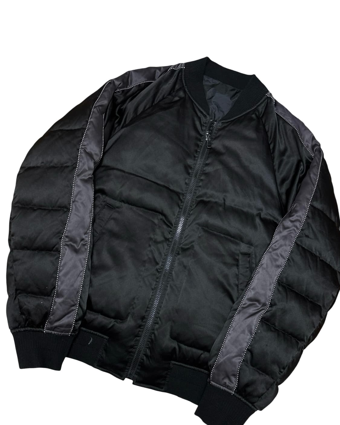 솔리드옴므 우영미 구스다운 봄버 점퍼 상품이미지3