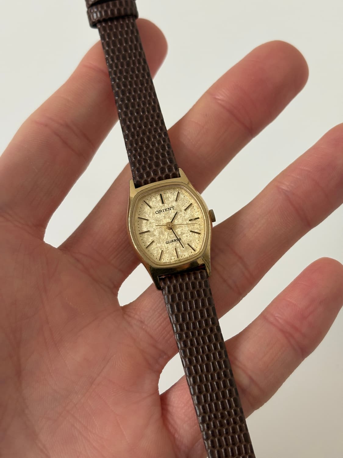 1980s Goldflake Dial Oval Ladies Quartz 상품이미지2
