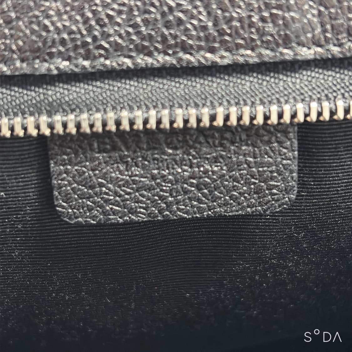 불가리 클러치백 레드 상품이미지10