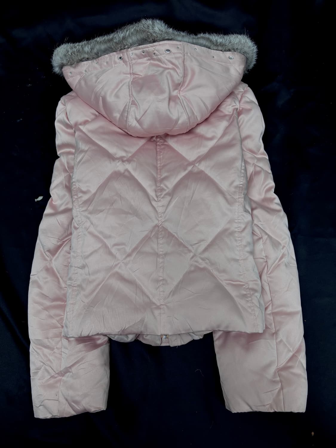 [X Miss] 딸기우유 그레이 퍼 큐빅 디테일 후디 패딩 상품이미지8