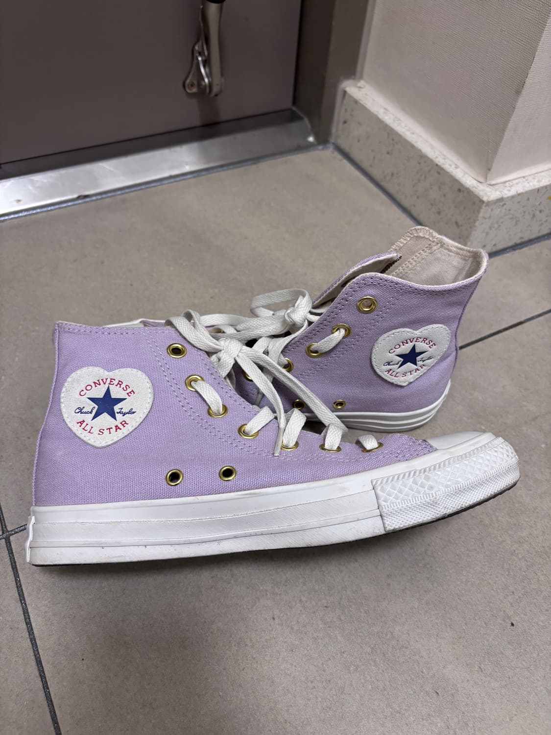 컨버스 일본 한정 하트 로고 하이 상품이미지1