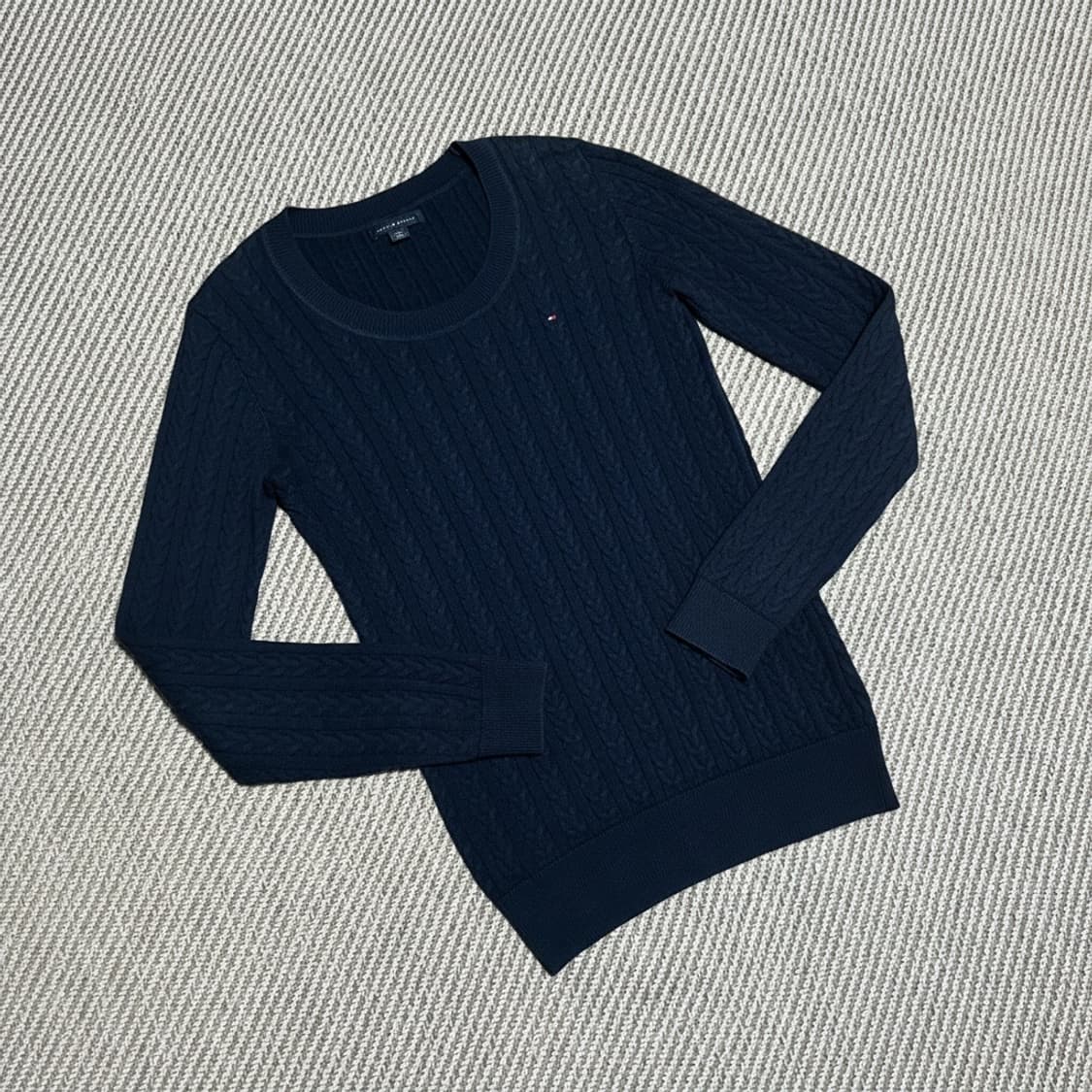 [S] Tommy 타미힐피거 우먼즈 네이비 케이블 라운드 니트 상품이미지2