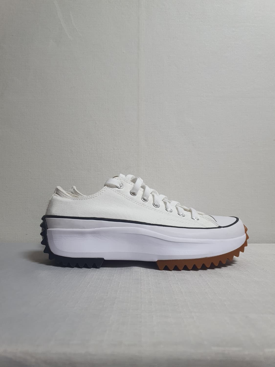 컨버스 런스타 하이크 OX 스니커즈 화이트 265mm 상품이미지3