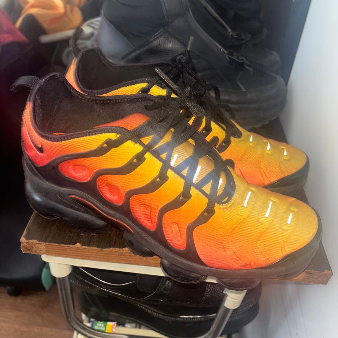 [NIKE] 베이퍼맥스 플러스 오렌지크림슨 275 상품이미지3