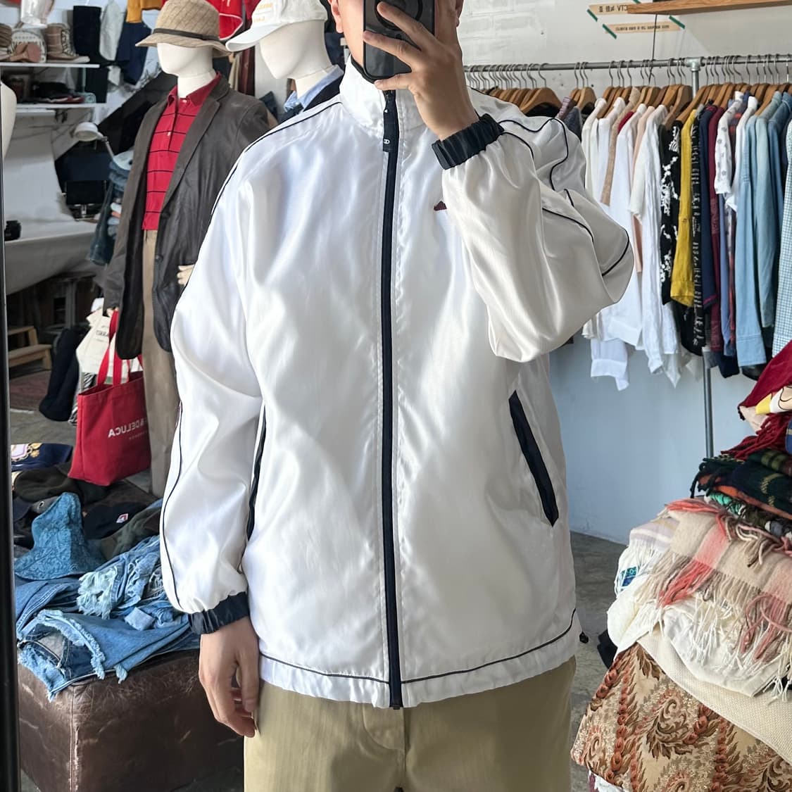 (착용컷) Champion 올드스쿨 트랙 자켓 (남성용 100) 상품이미지3