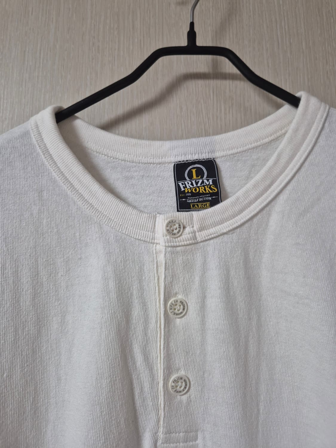 프리즘웍스 헨리넥 긴팔티 L 아이보리 티셔츠 상품이미지3