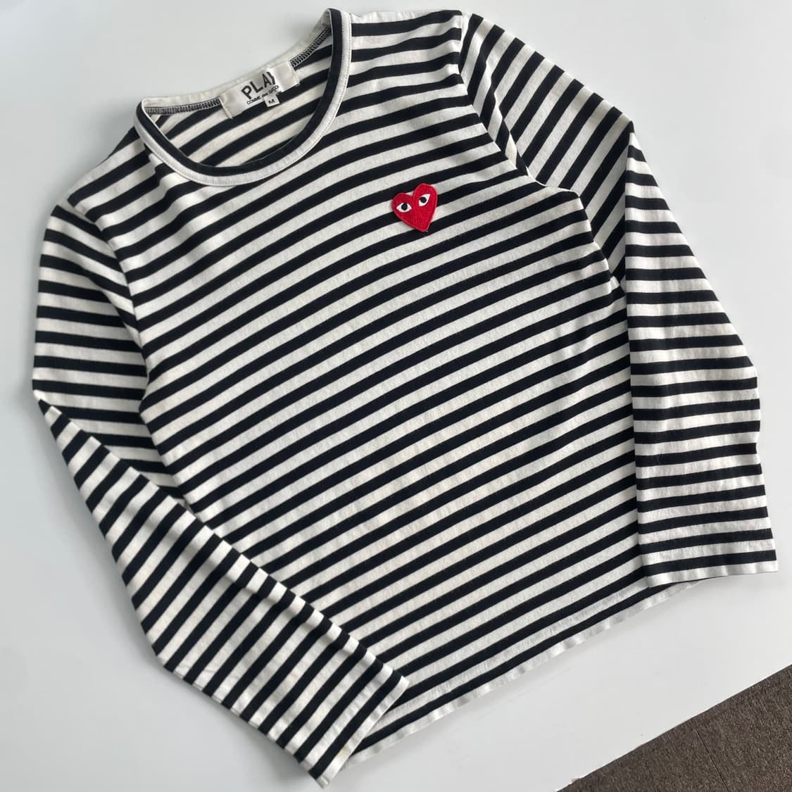 Comme des Garcons  꼼데가르송 와펜 블랙 보더티 상품이미지2