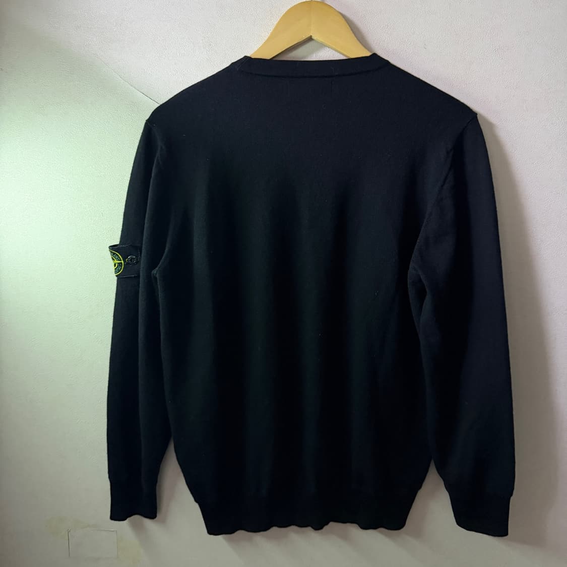 스톤아일랜드 와펜 라운드 니트 블랙 남성 XXL (슬림 105까지) 상품이미지7