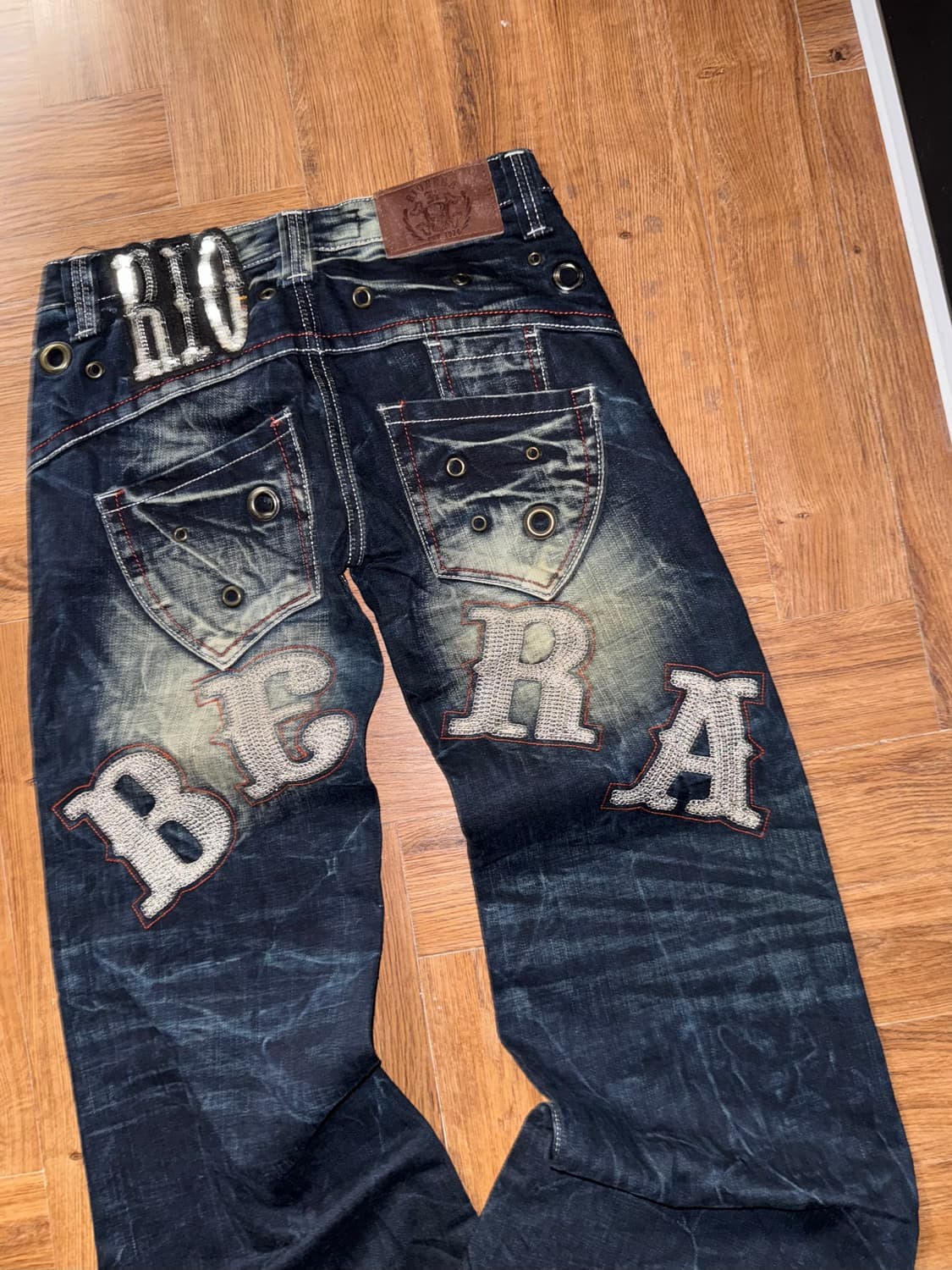 RIOBERA 리오베라 로우라이즈 자수 데님팬츠 상품이미지2