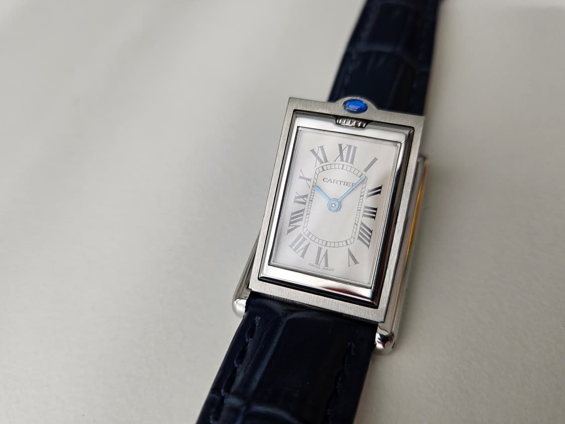 까르띠에 탱크 바스큘란트 스틸 미디움 상품이미지4