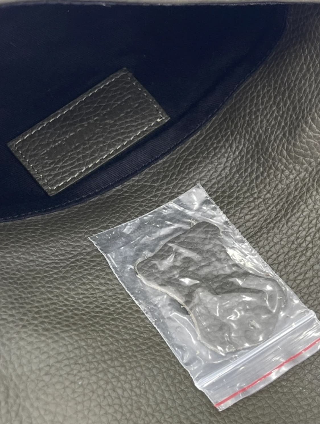 쟈딕앤볼테르 핸드 클러치백 상품이미지9