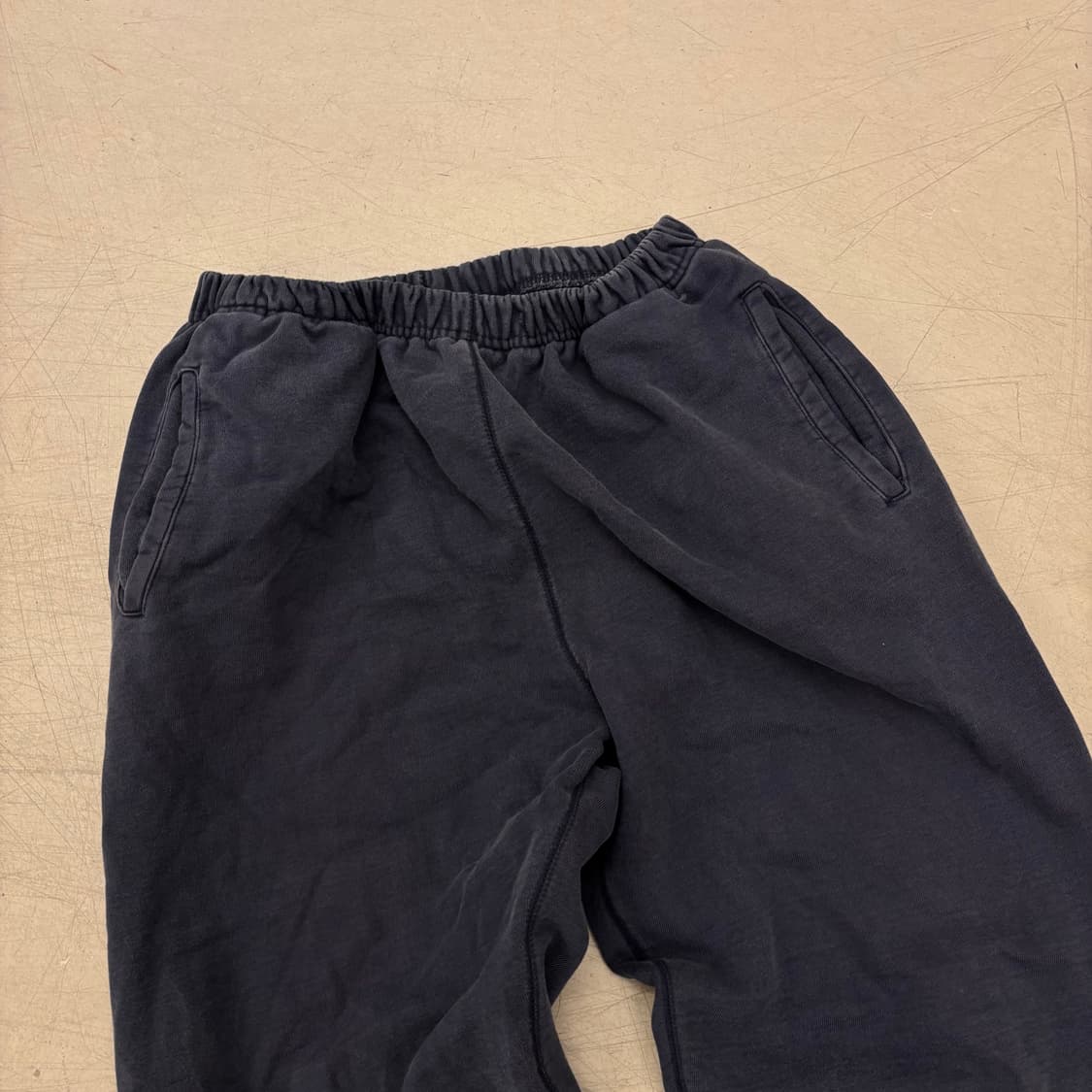 유니폼 브릿지 피그먼트 스웻 팬츠 상품이미지2