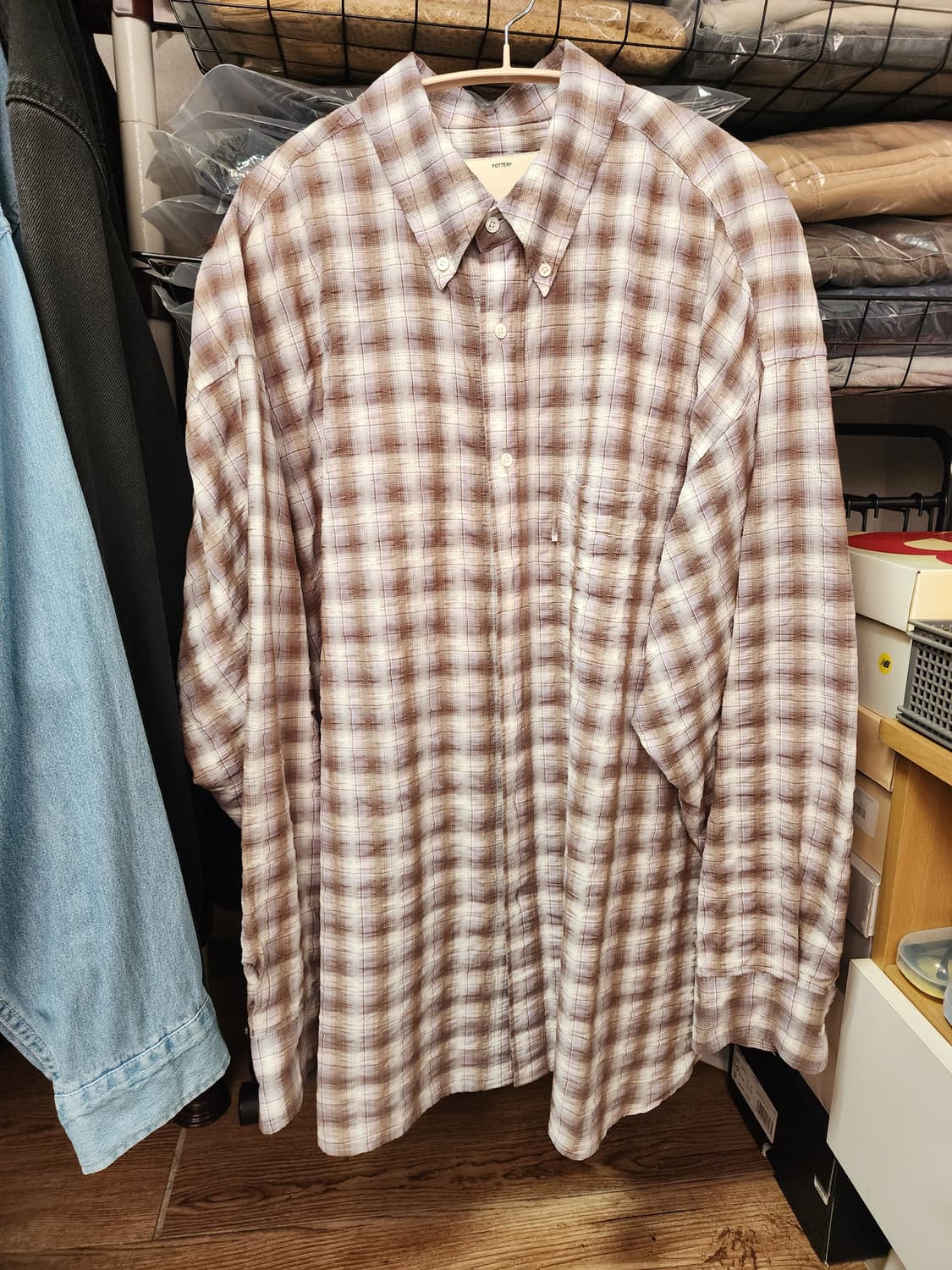 [3] 포터리 코튼 도비 루즈드 셔츠 브라운 체크 상품이미지3