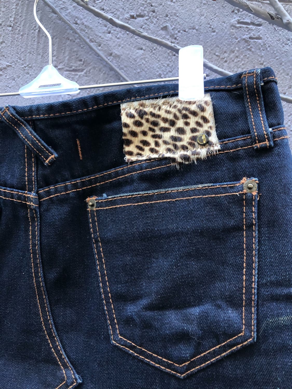 leopard detail dark denim mini skirt  상품이미지3