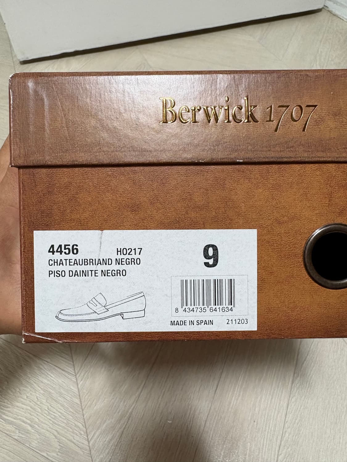 [9(280)] 버윅 4456 로퍼 블랙 상품이미지5