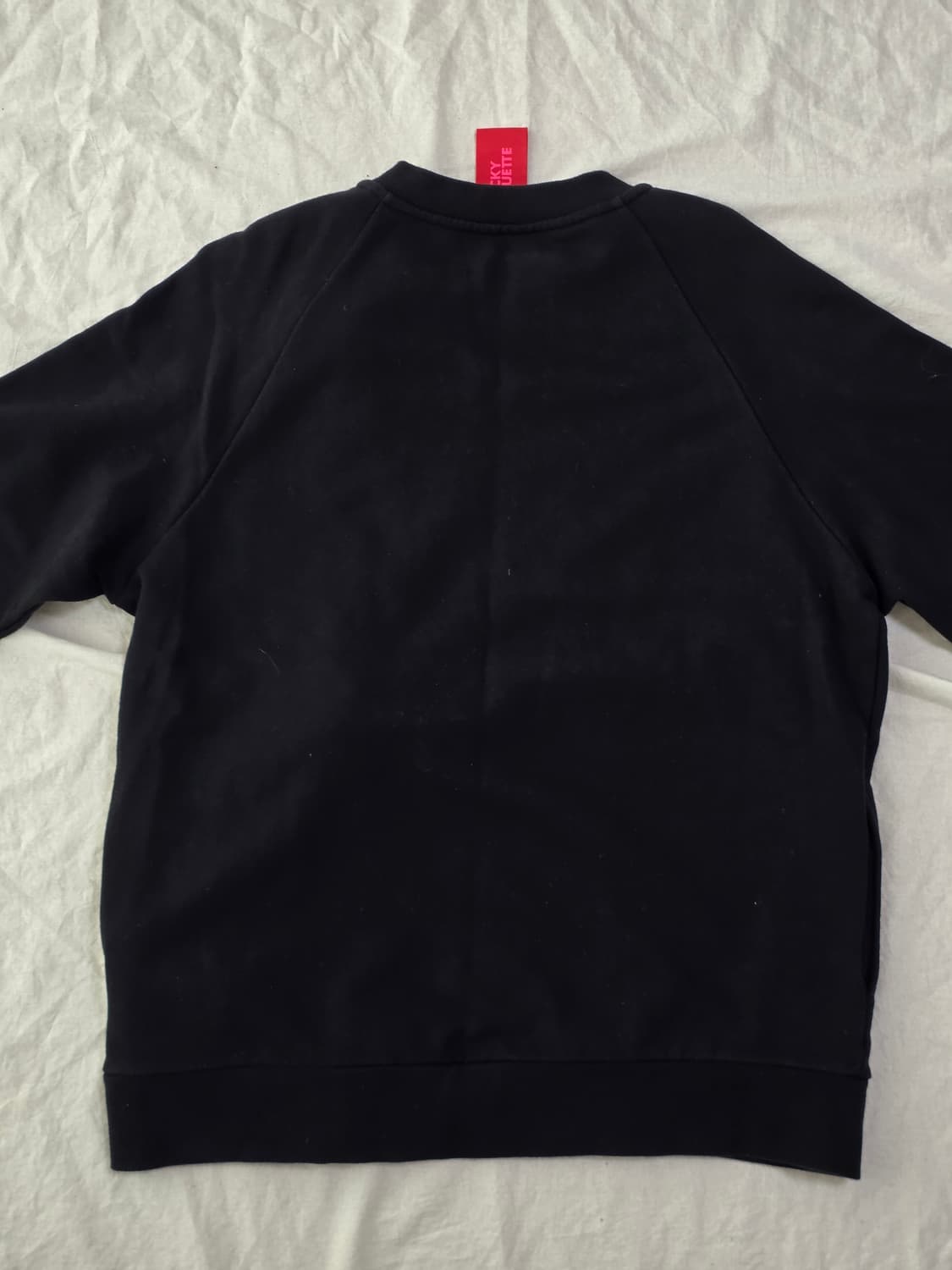 LUCKY CHOUETTE 럭키슈에뜨 리본 오버핏 맨투맨 상품이미지6