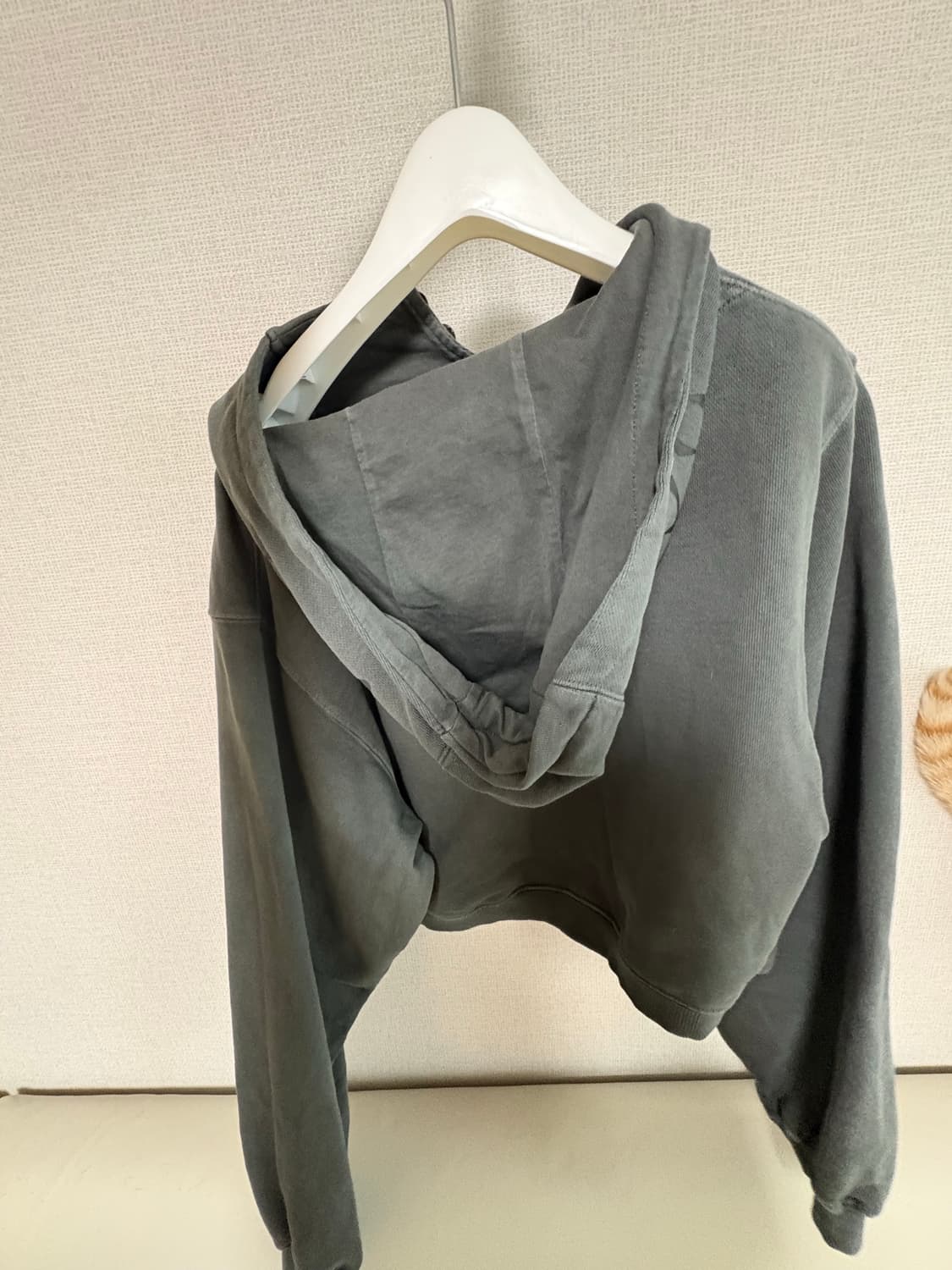 미스치프 사이드 버튼 업 크롭 후드 워시드 차콜 small 상품이미지5