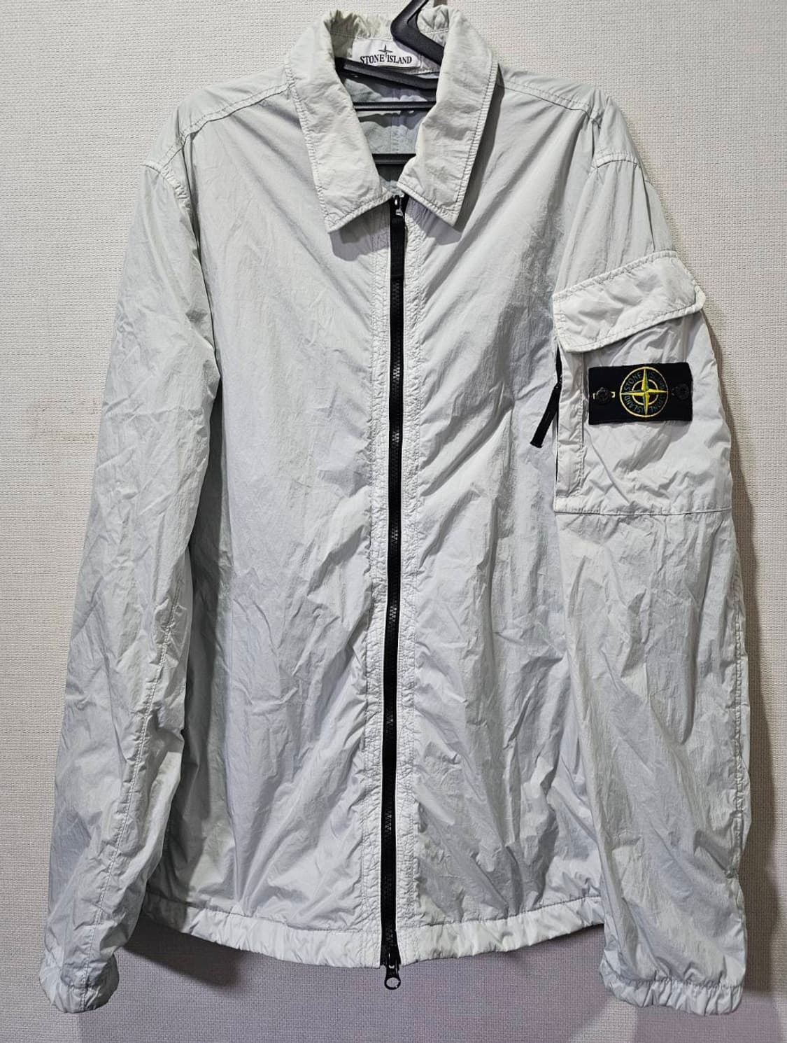 [백화점판/A+] 스톤아일랜드 크링클랩스 나일론 자켓 100 / L 상품이미지1