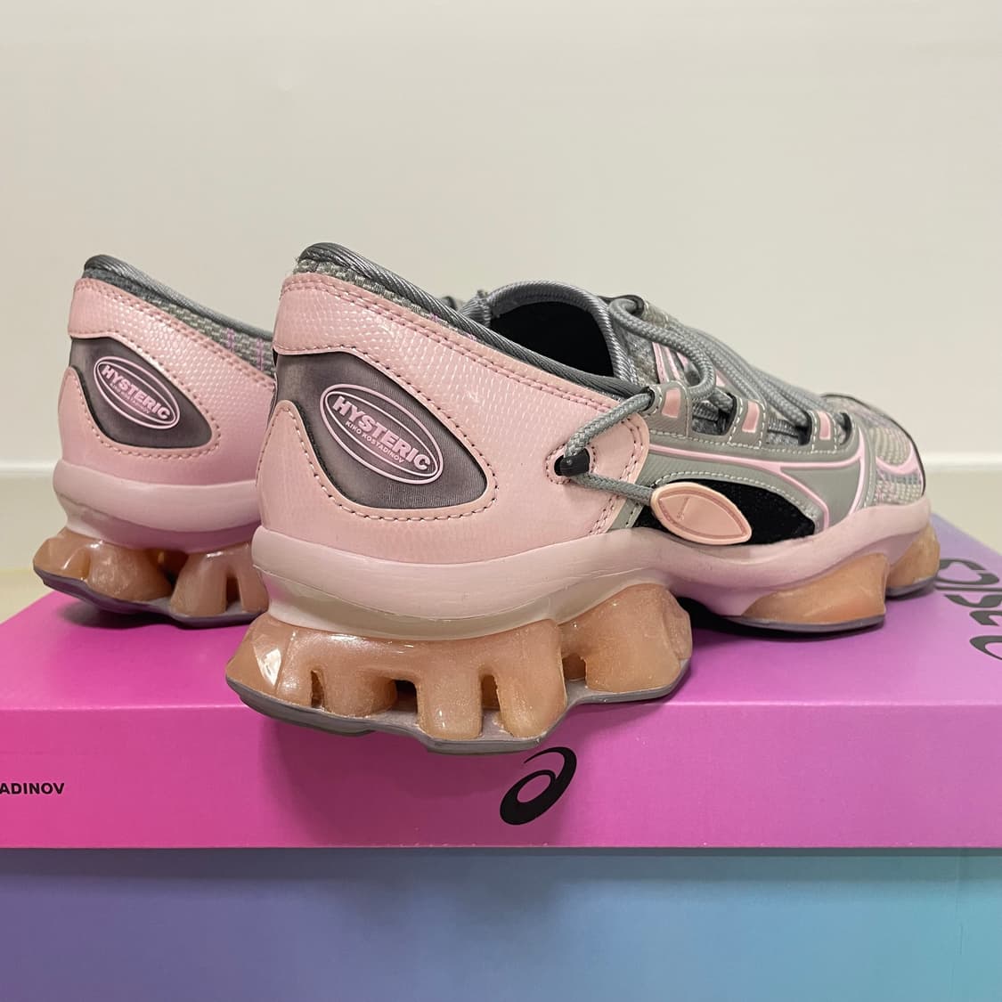 키코 코스타디노브 히스테릭 글래머 아식스 젤 퀀텀 상품이미지9