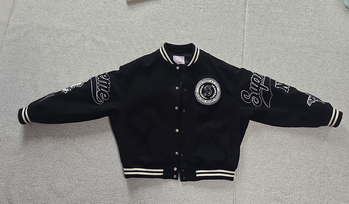 Supreme Veritas Varsity Jacket Black 슈프림 상품이미지1