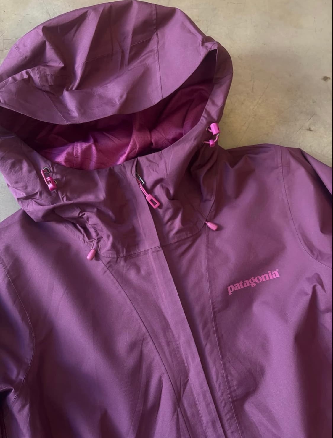 파타고니아 보라색 바람막이 상품이미지3