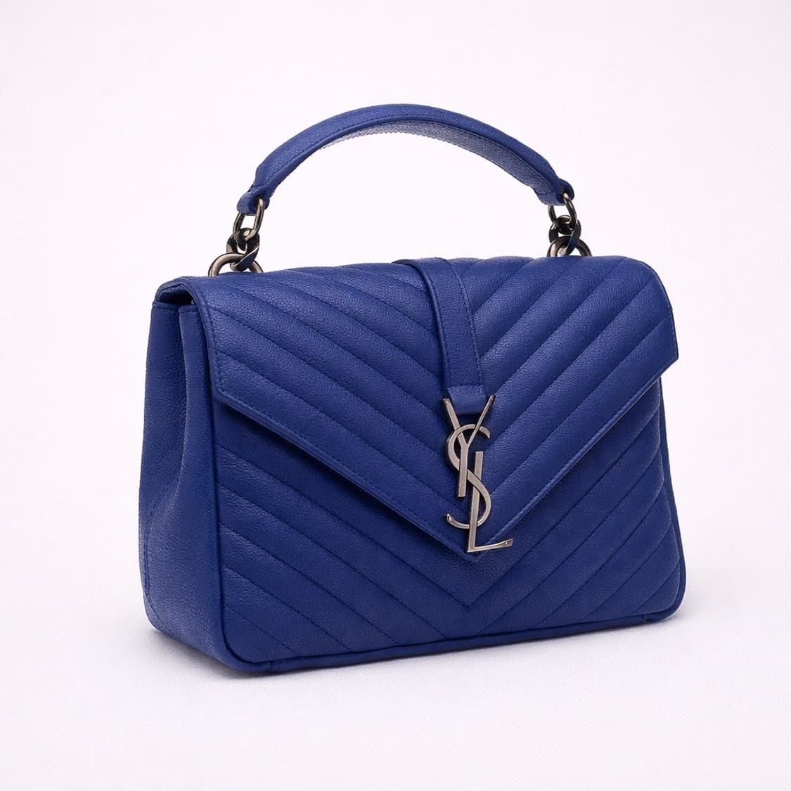 [S급] 생로랑 컬리지 모노그램 샤첼백 미디움 판매합니다!!! 상품이미지1